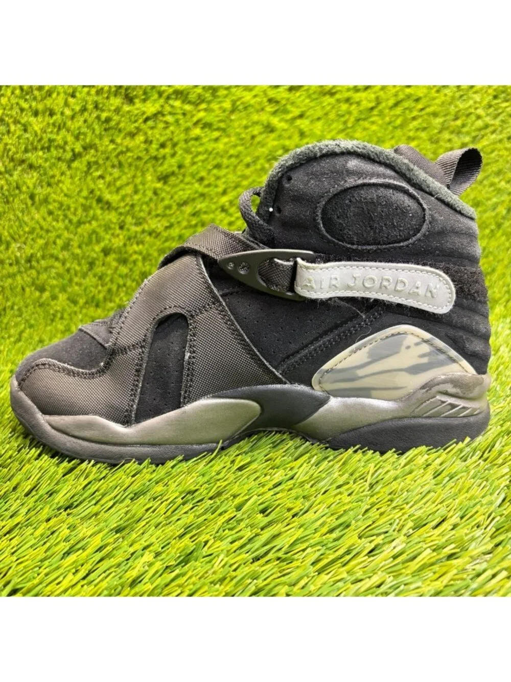 Nike Air Jordan 8 Retro Boys Size 5Y Black Athletic Basketball Shoes Sneakers